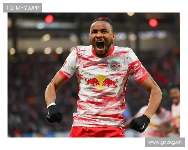 恩昆库：从边缘替补到莱比锡王牌的生涯阶段解析