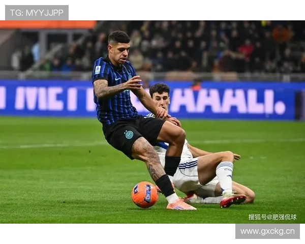 国米边翼卫狂攻战术困境:是否掩盖了中路缺乏穿透力的整体进攻结构性短板 国米边翼卫狂攻战术困境:是否掩盖了中路缺乏穿透力的整体进攻结构性短板