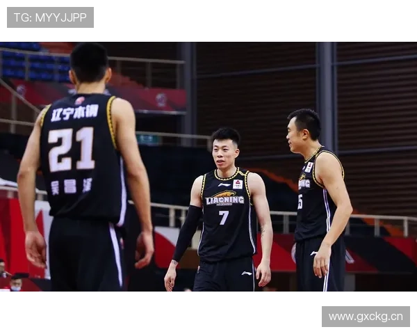 主力稳如泰山,替补深度不足问题逐步反映在比赛稳定性上 主力稳如泰山,替补深度不足问题逐步反映在比赛稳定性上