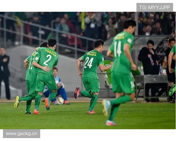 北京国安争冠上限受关注,球队近期表现引发对赛季走势的讨论 北京国安争冠上限受关注,球队近期表现引发对赛季走势的讨论